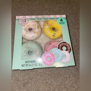 Got on amazon and have never used. Not a fan of bath bombs.